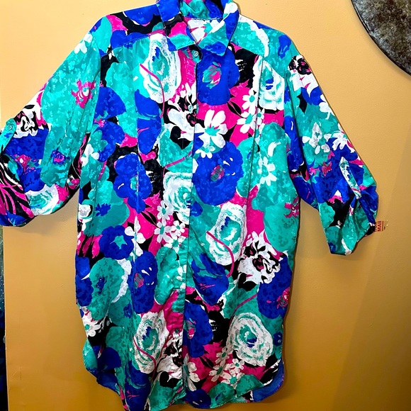 Tops - Women’s vintage floral multi color blouse plus size